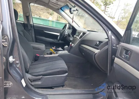 2013 Subaru Legacy 2.5I Premium z USA, uszkodzony, nr VIN 4S3BMBC63D3038710